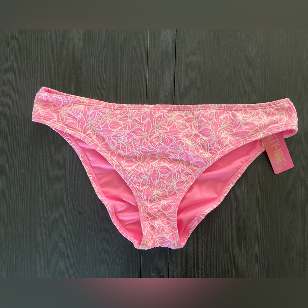 Ninety-nine pink bikini bottoms juniors size XXL new with tag.